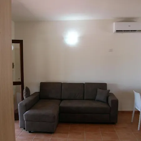 Ferienhaus Fuer 6 Personen Ca 100 M In Pizzo, Kalabrien Provinz Vibo Valentia - B59370 * Пиццо